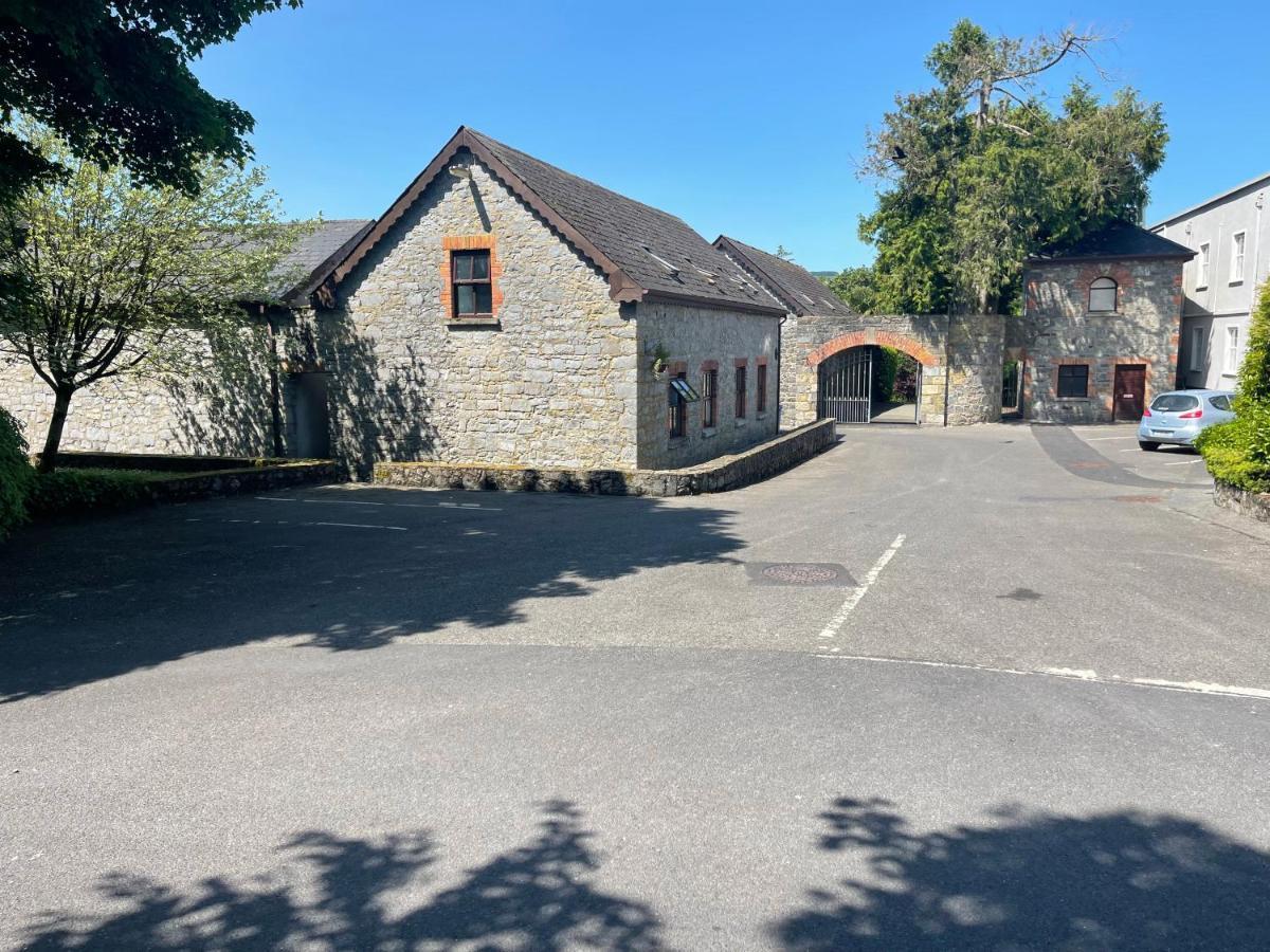 Riverside Lodge Carlow Exterior photo